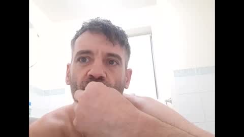 jamie198307 online show from April 1, 2026, 8:17 pm