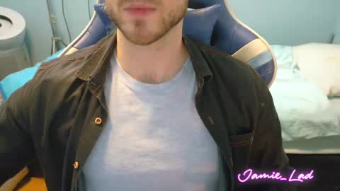 Snapshot of jamie_lad chatting on January 7, 2025, 10:32 am Jamie online show from January 7, 2025, 10:32 am