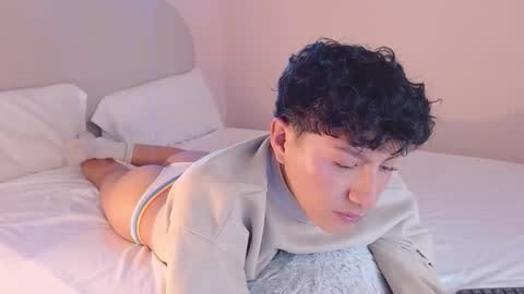 Snapshot of jamieash chatting on November 26, 2025, 12:55 am Jamie femboy online show from November 26, 2025, 12:55 am