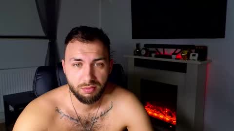 Robbie online show from November 24, 2025, 6:35 am