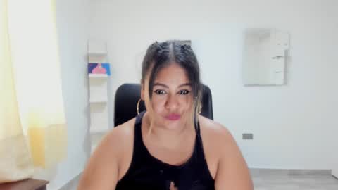 Snapshot of jan_milkhot chatting on February 4, 2025, 6:38 pm jan_milkhot online show from February 4, 2025, 6:38 pm