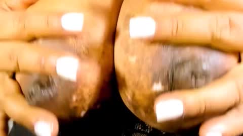 jan_milkhot online show from February 14, 2026, 6:21 am