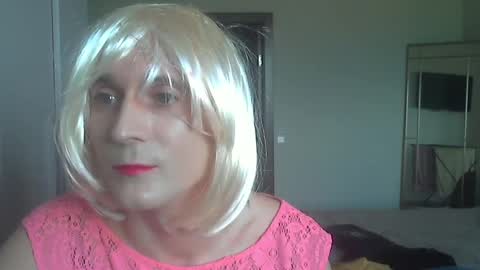 Snapshot of jane_cd chatting on May 26, 2026, 8:32 am jane_cd online show from May 26, 2026, 8:32 am