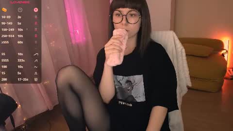 jane_kinn online show from June 20, 2026, 4:59 am