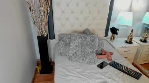  Jane  online show from October 30, 2025, 7:58 pm