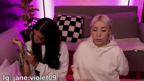 Jane online show from December 22, 2025, 1:35 am