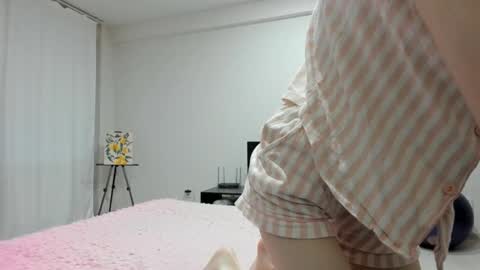 JaneLong online show from November 26, 2025, 4:24 am