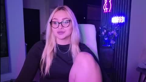 Snapshot of janemiss chatting on November 6, 2025, 5:36 pm Jane online show from November 6, 2025, 5:36 pm