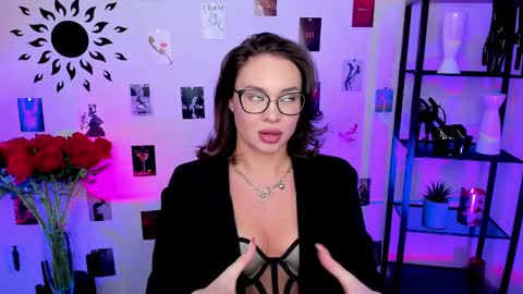 janewyatt online show from March 2, 2025, 7:32 am
