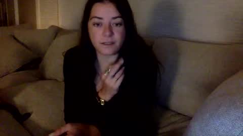 janicepepper online show from December 1, 2025, 2:44 pm