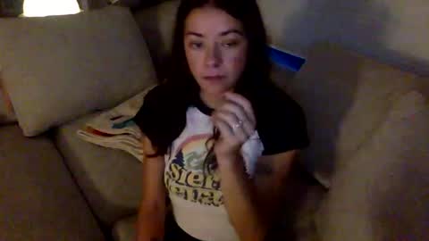 janicepepper online show from December 17, 2025, 10:21 am