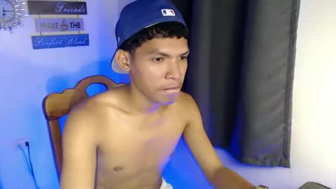 Snapshot of janlloyd04 chatting on September 30, 2025, 5:56 am janlloyd04 online show from September 30, 2025, 5:56 am