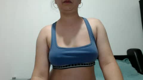 Snapshot of jannee29 chatting on June 21, 2026, 5:37 pm janne online show from June 21, 2026, 5:37 pm