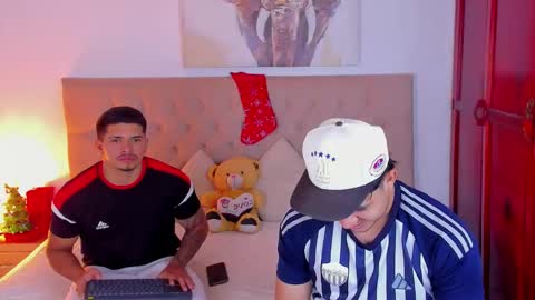 janomar01 online show from December 16, 2025, 7:08 pm