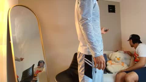 janomar01 online show from January 13, 2026, 12:32 pm