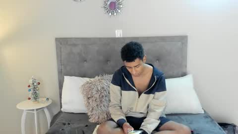 Snapshot of jared_blake chatting on December 27, 2024, 1:00 am jared_blake online show from December 27, 2024, 1:00 am