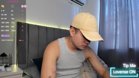 JARETHH online show from October 29, 2025, 1:57 pm