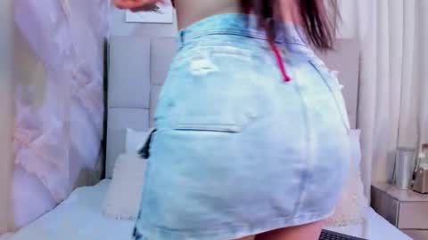 Snapshot of jaslyn__smith chatting on November 19, 2025, 4:40 pm Jaslyn online show from November 19, 2025, 4:40 pm