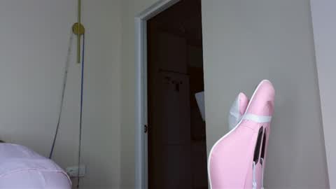 Jasmine online show from April 11, 2026, 7:18 pm