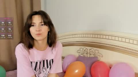 Chloe online show from November 15, 2025, 6:11 am