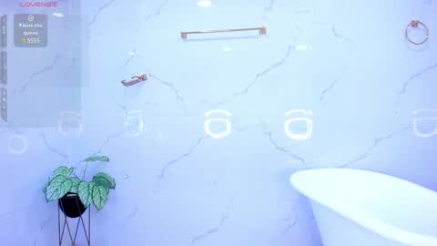 Snapshot of jasmine55__ chatting on January 14, 2025, 6:24 am Jasmine online show from January 14, 2025, 6:24 am