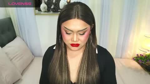 Jasmine Brandy online show from April 11, 2026, 3:33 am