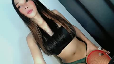 CUTE JANNA online show from June 5, 2026, 6:52 am