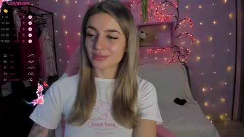 jasmine_ur_princess online show from February 15, 2026, 7:51 am