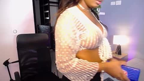 Instagram jasminecampbell1  online show from February 14, 2025, 1:34 am