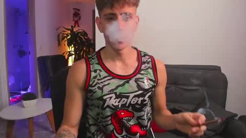 Snapshot of jasper__jones chatting on December 4, 2024, 11:13 pm JASPER JONES online show from December 4, 2024, 11:13 pm