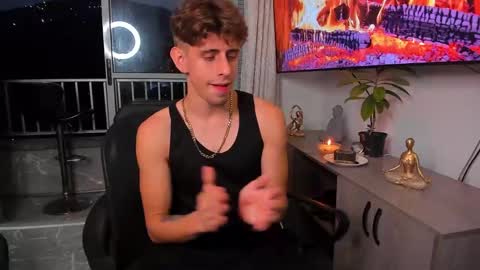 Snapshot of jasper__jones chatting on January 2, 2025, 11:16 pm JASPER JONES online show from January 2, 2025, 11:16 pm