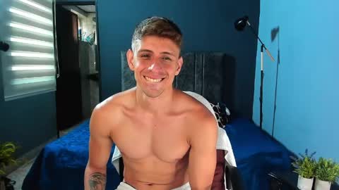 Snapshot of jasper__jones chatting on June 4, 2026, 6:36 pm JASPER JONES online show from June 4, 2026, 6:36 pm