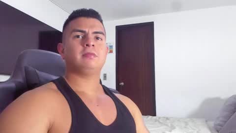 Snapshot of jasperbrooksx chatting on February 7, 2025, 9:15 pm JBrooksXx online show from February 7, 2025, 9:15 pm