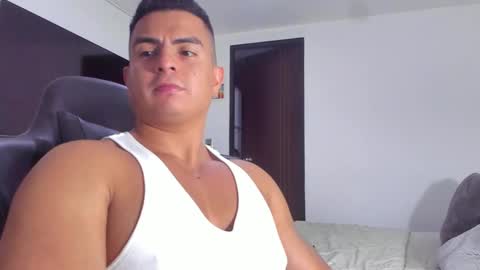 Snapshot of jasperbrooksx chatting on February 18, 2025, 1:21 am JBrooksXx online show from February 18, 2025, 1:21 am