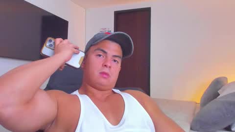 Snapshot of jasperbrooksx chatting on October 3, 2025, 3:14 am JBrooksXx online show from October 3, 2025, 3:14 am