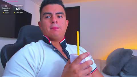 Snapshot of jasperbrooksx chatting on October 9, 2025, 2:42 am JBrooksXx online show from October 9, 2025, 2:42 am