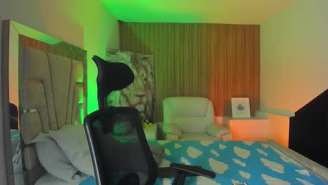 Snapshot of jaspercoopers_ chatting on October 31, 2025, 2:29 pm JASPER online show from October 31, 2025, 2:29 pm