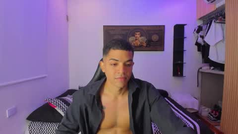 Snapshot of jasson_miller1 chatting on March 25, 2026, 1:44 am Jasson online show from March 25, 2026, 1:44 am