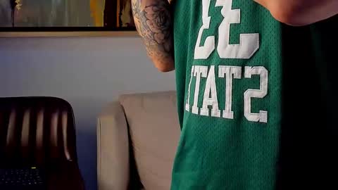 Snapshot of jasson_rodriguez69 chatting on November 10, 2025, 2:21 am Lil Dark online show from November 10, 2025, 2:21 am