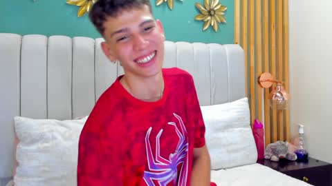 Snapshot of jasson_smit chatting on December 2, 2024, 7:16 pm J A S S O N online show from December 2, 2024, 7:16 pm