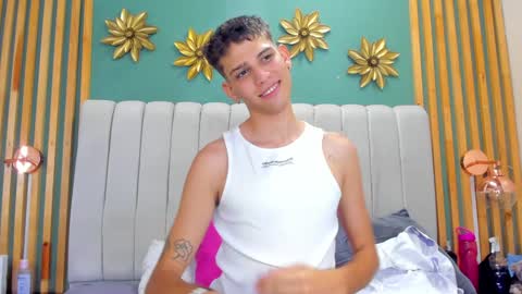 Snapshot of jasson_smit chatting on December 27, 2024, 4:43 pm J A S S O N online show from December 27, 2024, 4:43 pm