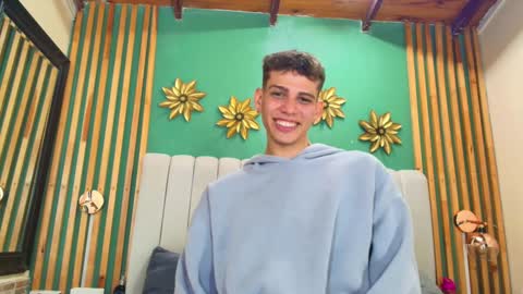 Snapshot of jasson_smit chatting on January 24, 2025, 3:34 pm J A S S O N online show from January 24, 2025, 3:34 pm