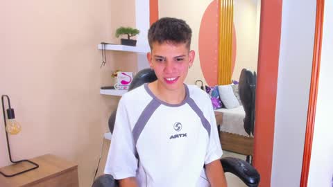 Snapshot of jasson_smit chatting on January 31, 2025, 12:51 pm J A S S O N online show from January 31, 2025, 12:51 pm