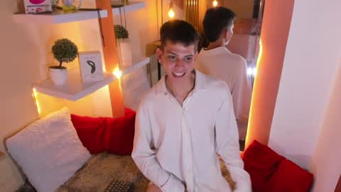 Snapshot of jasson_smit chatting on February 4, 2025, 12:55 pm J A S S O N online show from February 4, 2025, 12:55 pm