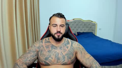  Javi  online show from November 19, 2025, 10:43 pm