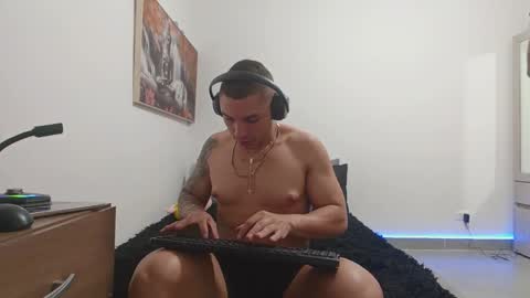 Javier online show from April 23, 2026, 12:45 am