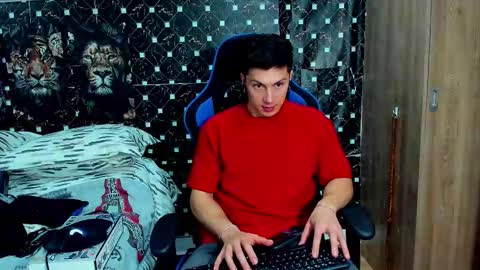 Javier online show from February 23, 2026, 10:51 pm