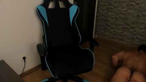 Snapshot of jaxonhunk chatting on October 12, 2025, 9:25 pm JaxonHunk online show from October 12, 2025, 9:25 pm