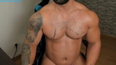 Snapshot of jaxonhunk chatting on November 17, 2025, 2:17 am JaxonHunk online show from November 17, 2025, 2:17 am
