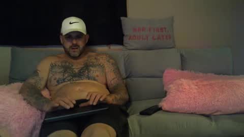 Snapshot of jay_banks0420 chatting on February 24, 2025, 3:55 am jay_banks0420 online show from February 24, 2025, 3:55 am